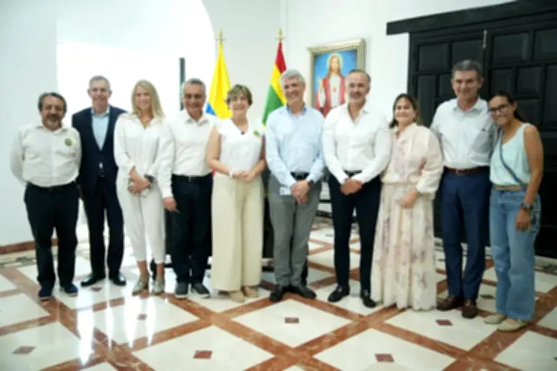 Cartagena busca alianza con Federación Internacional de Hospitales para mejorar sistema de salud