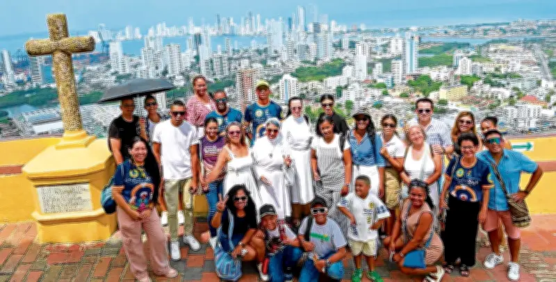 Cartagena revive su Semana Santa con rutas culturales, dulces tradicionales y teatro