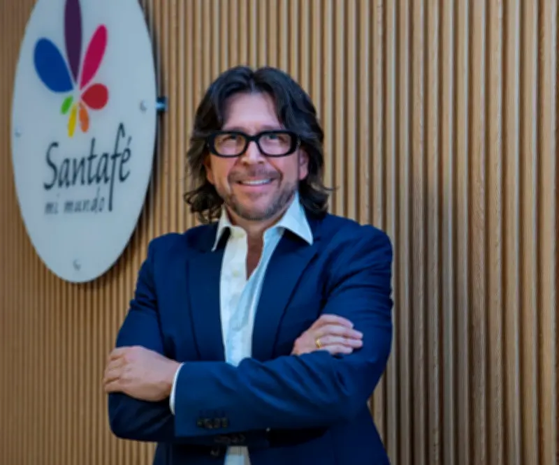 Centro Comercial Santafé evalúa incursionar en vivienda y co-living para 2027