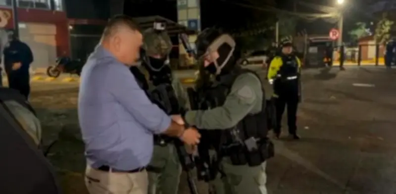 Chats encriptados de 'Medio Labio' revelan su poder como lavador del Clan del Golfo