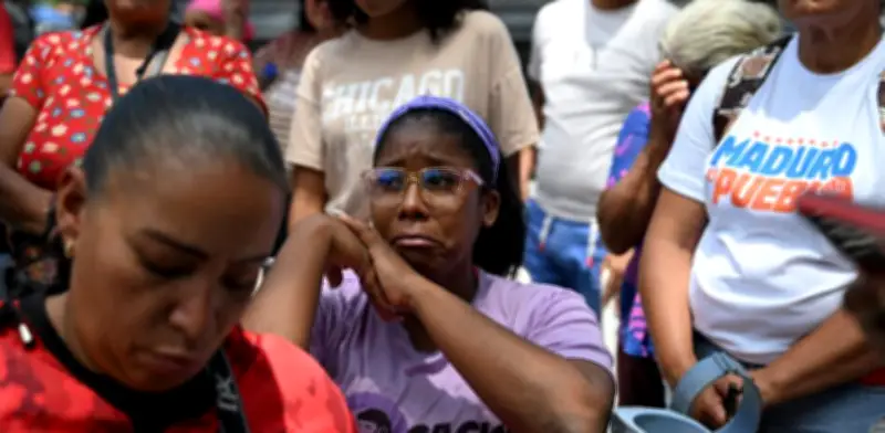 Chavistas en Caracas expresan frustración tras rechazo judicial a desestimar caso contra Maduro y Flores