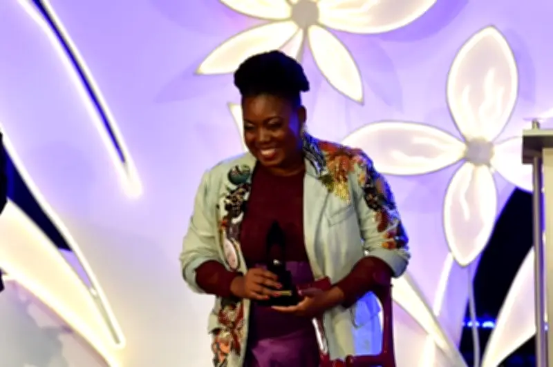 Chechy Murillo gana Premio Cafam a la Mujer 2026 por su fundación Moda y Flores en Antioquia