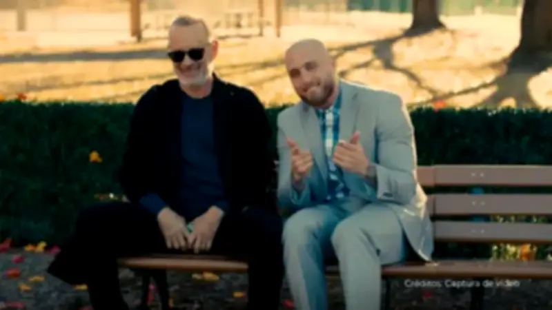 Chet Hanks, hijo de Tom Hanks, queda atrapado en Colombia por problemas con su pasaporte