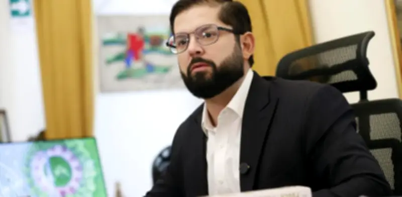 Chile: Boric y Kast enfrentan tensión por proyecto de cable submarino con China