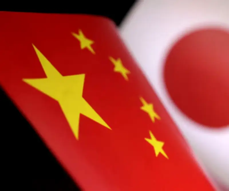 China anticipa menor crecimiento económico y enfrenta exceso de capacidad industrial