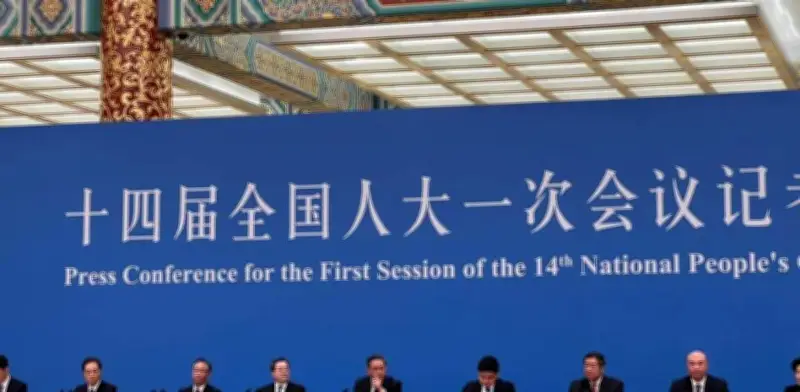 China respalda iniciativas de paz en Oriente Medio y advierte sobre crisis energética global