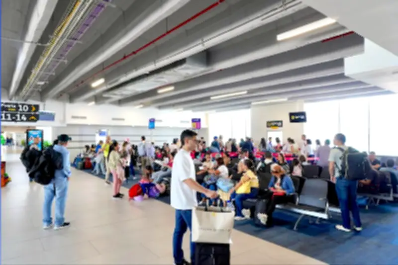 Cierre parcial del gobierno de EE.UU. paraliza aeropuertos con colas de hasta tres horas