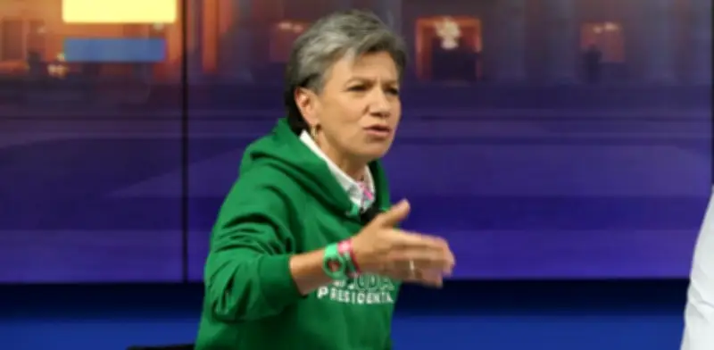 Claudia López gana la 'Consulta de las soluciones' y se perfila como candidata de centro para primera vuelta