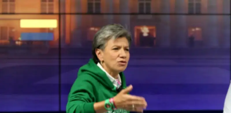 Claudia López: 'La verdadera batalla electoral es contra uribismo y petrismo, no contra Fajardo'