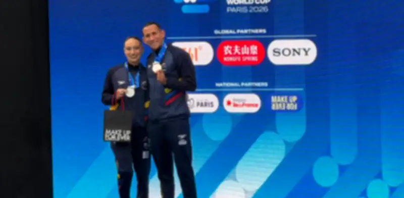 Colombia brilla en París con plata y bronce en Copa Mundo de Natación Artística