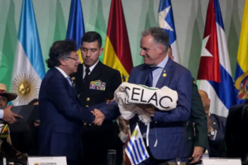 Colombia entrega presidencia de la CELAC a Uruguay en medio de alertas sobre crimen organizado
