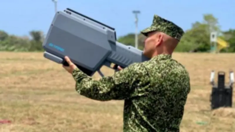 Colombia inicia pruebas del Escudo Nacional Antidrones para combatir el crimen organizado