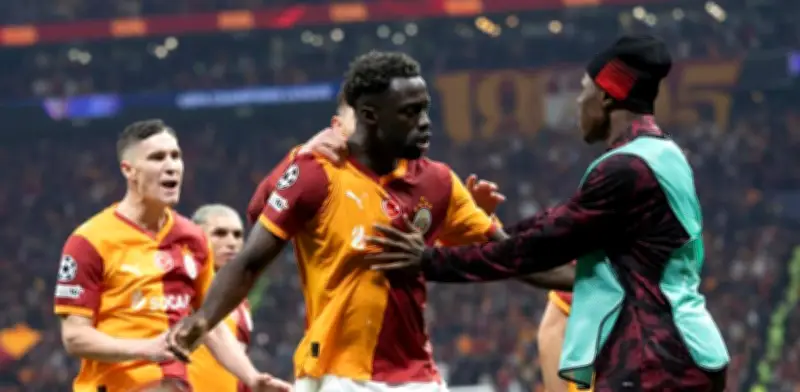 Colombianos brillan en octavos de Champions: horarios y desafíos de Suárez, Asprilla y Sánchez