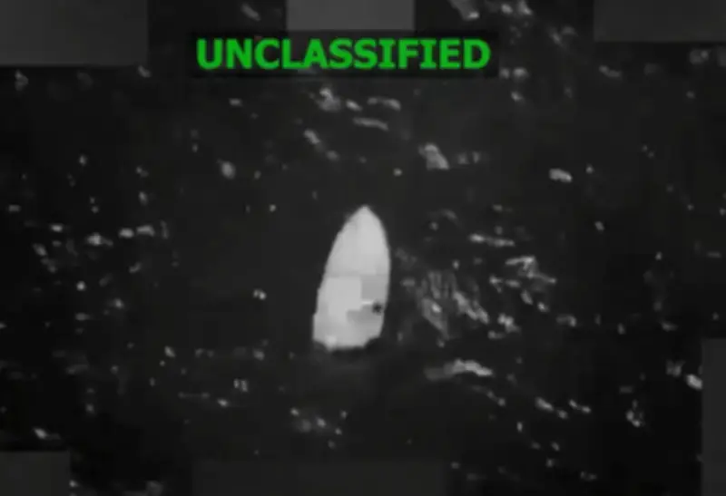 Comando Sur de EE.UU. revela imágenes de ataque aéreo contra embarcación narcoterrorista en el Pacífico