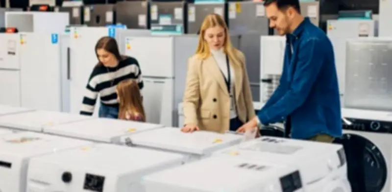 Comerciantes enfrentan caída de ventas por baja inversión y aumento de extorsiones en Colombia