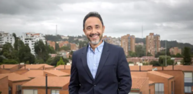 Constructora Bolívar redefine su modelo sin subsidios nacionales y apuesta por diversificación