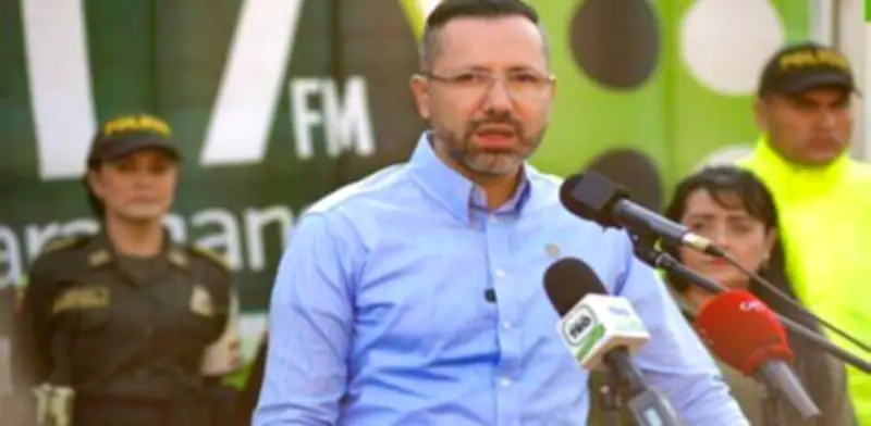 Contraloría abre proceso fiscal a exalcalde de Bucaramanga por chatarra perdida valorada en 46.000 millones