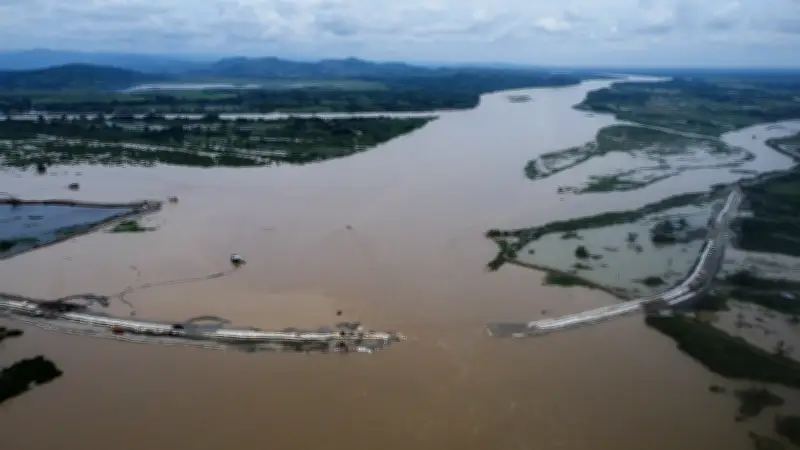 Contraloría advierte a Petro sobre demolición de diques en Córdoba sin estudios técnicos
