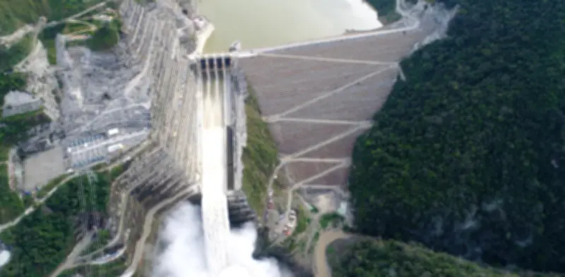 Contraloría reporta sobrecostos de $12,2 billones en Hidroituango y avances en construcción