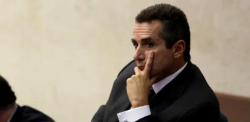 Corte Constitucional rechaza tutela de Bernardo Moreno y confirma condena por tráfico de influencias