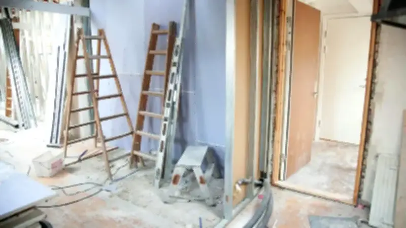 Crédito para acabados en vivienda VIS: opciones para completar su hogar tras la obra gris