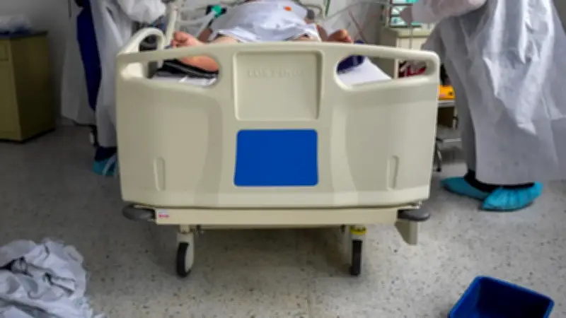 Crisis en salud golpea a docentes: maestra lleva 15 meses sin cirugía por fallas del FOMAG