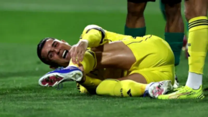 Cristiano Ronaldo sufre lesión grave en rodilla durante partido de Al Nassr FC