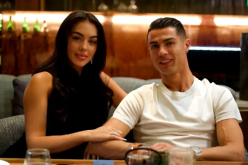 Cristiano Ronaldo y Georgina Rodríguez generan polémica por foto de lujo de 17 millones de euros