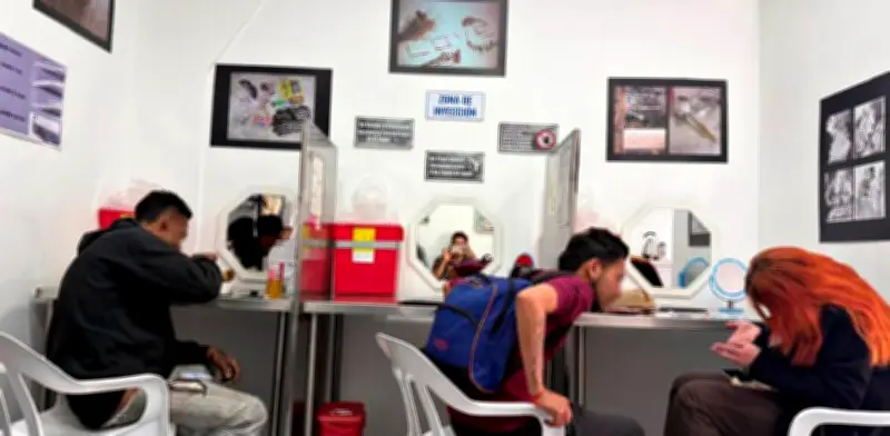 Crónica desde el corazón: Un día en la única sala de consumo supervisado de Bogotá