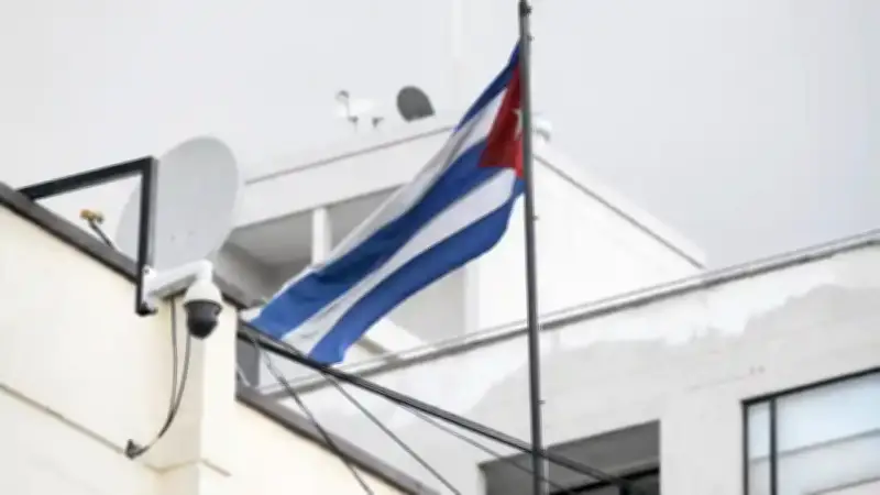 Cuba se prepara para posible agresión militar de EE.UU. pese a negar disputa bilateral