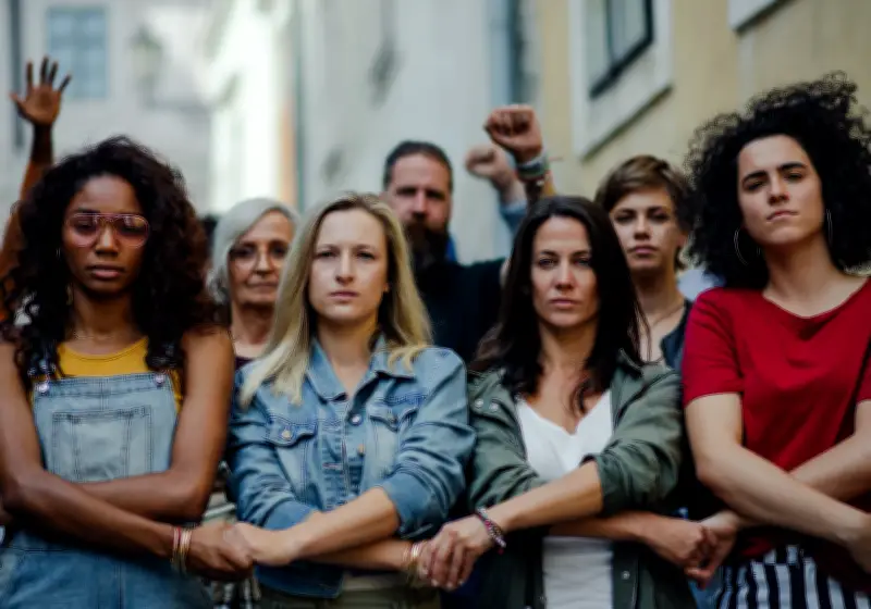 Día de la Mujer 2026: ¿Regalos o reflexión? El verdadero significado del 8M en Colombia