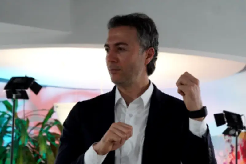 Daniel Quintero ante la consulta electoral 2026: dos caminos definen su futuro político