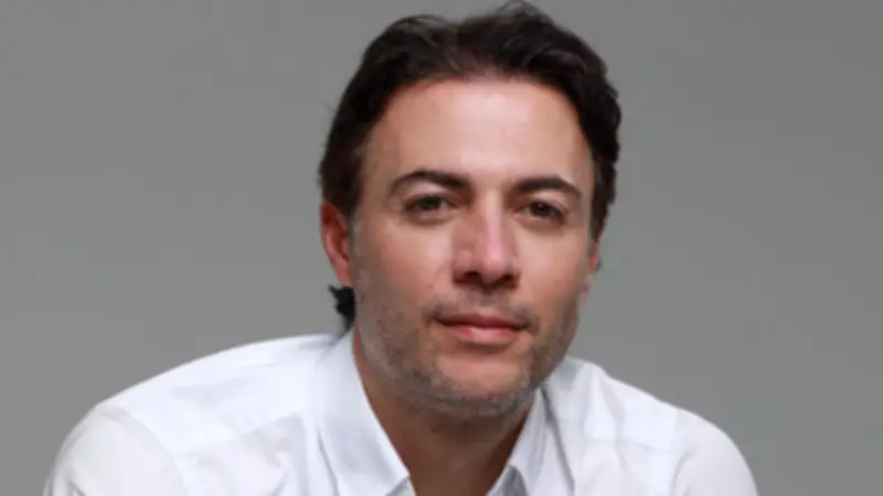 Daniel Quintero reconoce derrota en consulta y respaldará a Roy Barreras