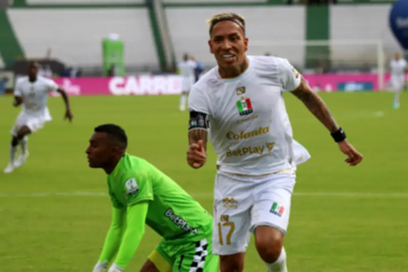 Dayro Moreno alcanza los 300 goles oficiales en el fútbol colombiano con Once Caldas