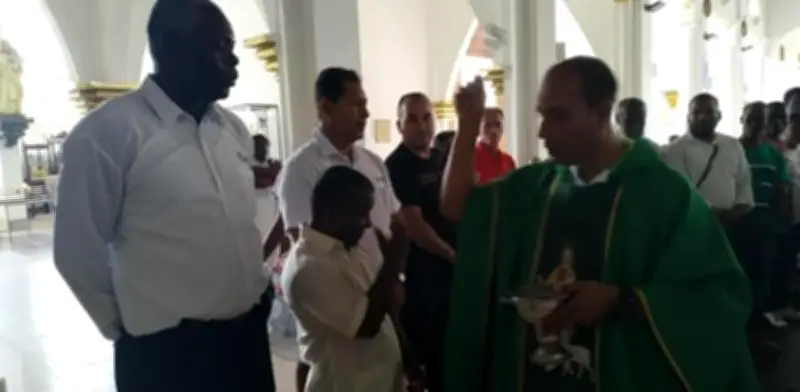 De sacerdote a congresista: Arnulfo Mina, el líder tumaqueño elegido para la Cámara de Paz