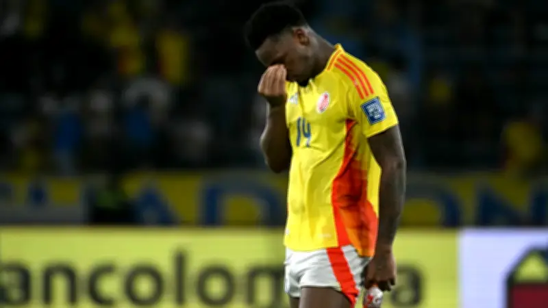 Declaraciones de la FCF pondrían fin a las aspiraciones mundialistas de Jhon Jader Durán