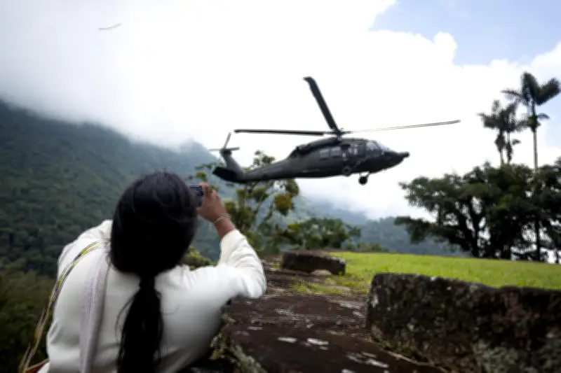 Defensoría alerta sobre crisis humanitaria en comunidades Arhuacos confinadas por enfrentamientos