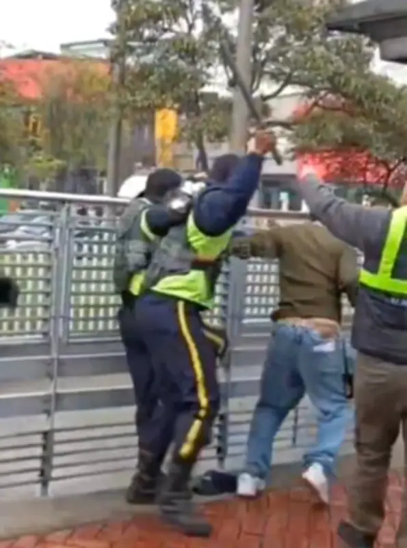 Denuncia ciudadana cuestiona procedimientos de seguridad en Transmilenio tras presunta agresión