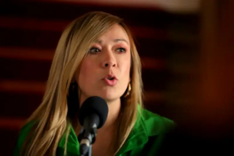 Denuncia de Katherine Miranda: Ministro de Salud habría beneficiado IPS de Ibagué con $17 mil millones