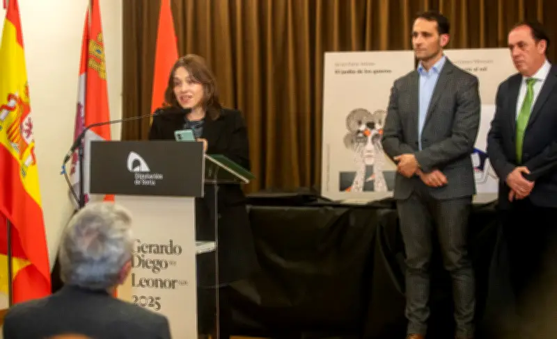 Diana Carolina Gómez gana Premio Gerardo Diego 2025 con su libro Dejarte Morir al Sol