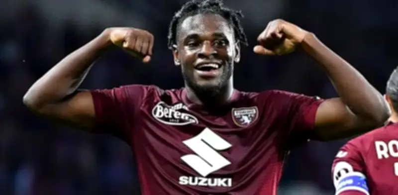 Duván Zapata revive sus mejores tiempos con golazo para el Torino en Italia
