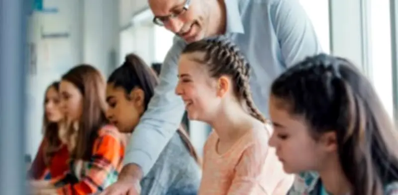 Ecopetrol lanza convocatoria de becas completas para bachilleres de colegios públicos