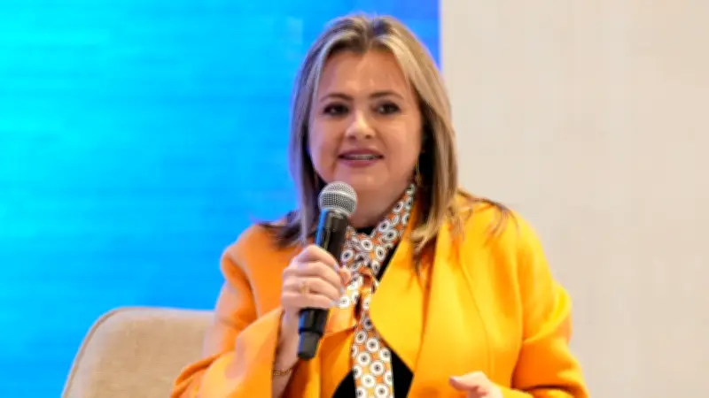 Edna Bonilla se une a Sergio Fajardo como fórmula vicepresidencial en las elecciones