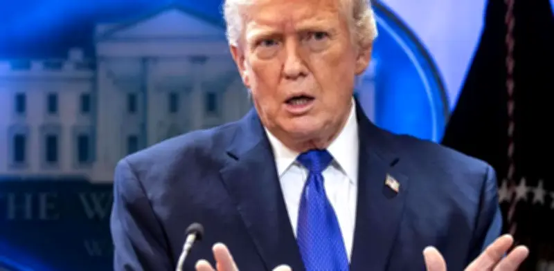 EE.UU. aprueba polémica moneda de oro con imagen de Trump para 250 años de independencia