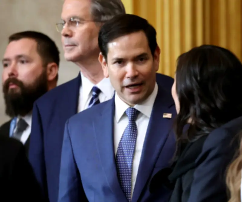 EE.UU. espera concluir operación en Irán en semanas, advierte sobre peaje en Ormuz