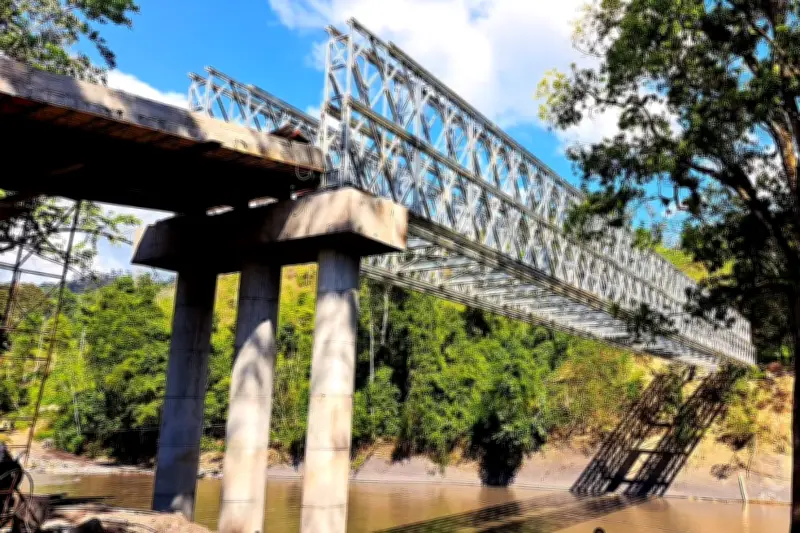 Ejército construye puente en Santander que transforma la vida de 25.000 personas