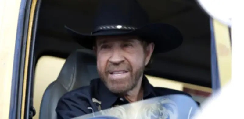 El imperio empresarial de Chuck Norris tras su retiro de Hollywood