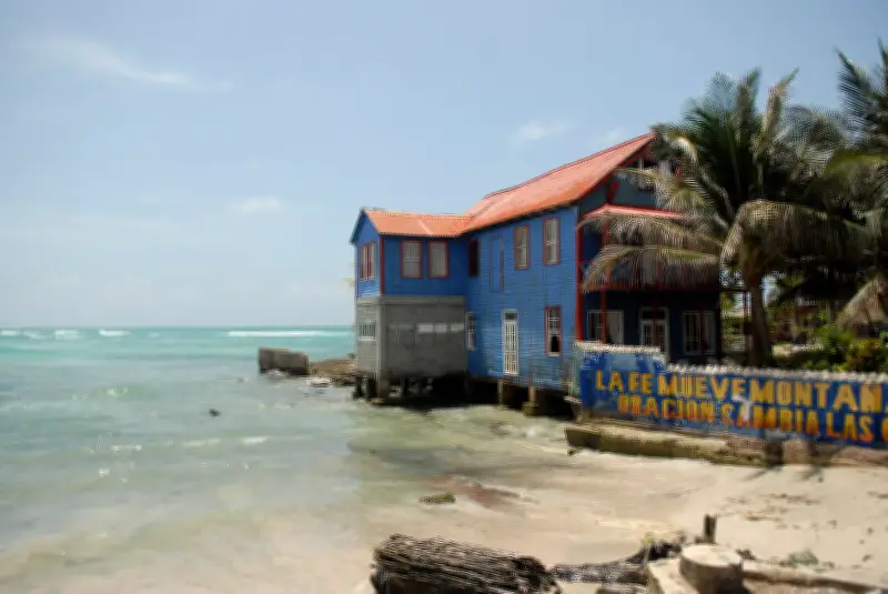 El océano se calienta en silencio: una crisis que ya afecta a las costas de Colombia