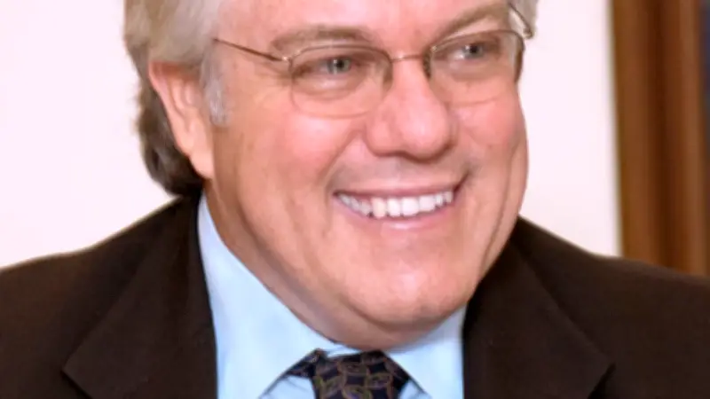 El odio como estrategia política: cómo el marketing del desprecio amenaza la democracia colombiana