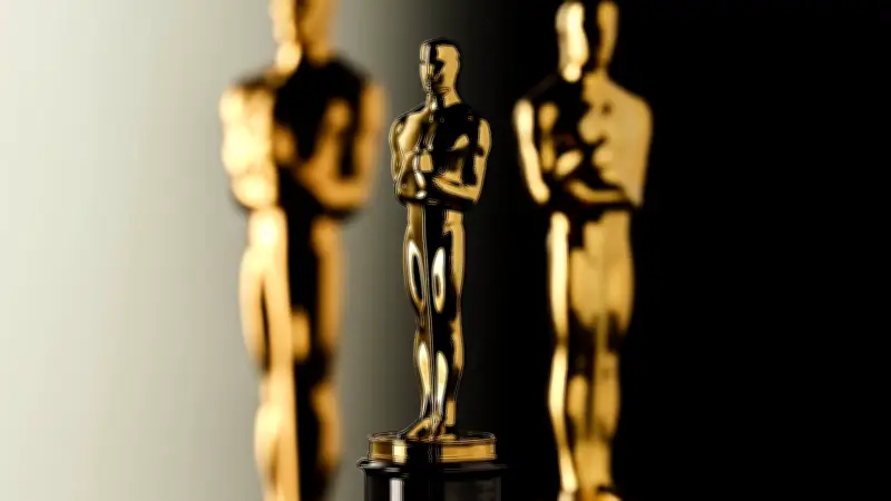 El Oscar vale solo un dólar: la sorprendente regla que protege el prestigio del galardón